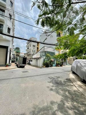 Bán nhà nguyên căn Nguyễn Văn Thương hẻm xe hơi cực đẹp, dt 68m2 5 Tầng Chỉ 11 TỶ