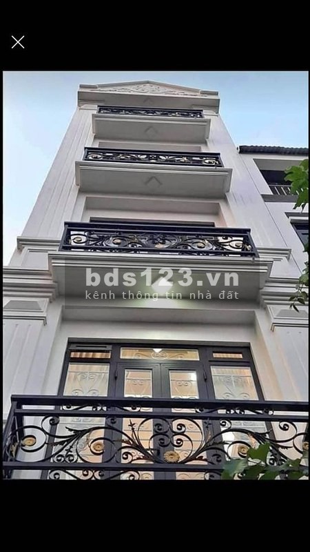 Bán nhà nguyên căn Nguyễn Văn Thương hẻm xe hơi cực đẹp, dt 68m2 5 Tầng Chỉ 11 TỶ
