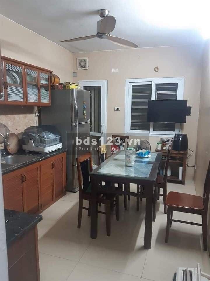 Bán nhà chính chủ Quận 11, siêu diện tích 64m2, gần trung tâm quận 5 liên hệ 0799149230