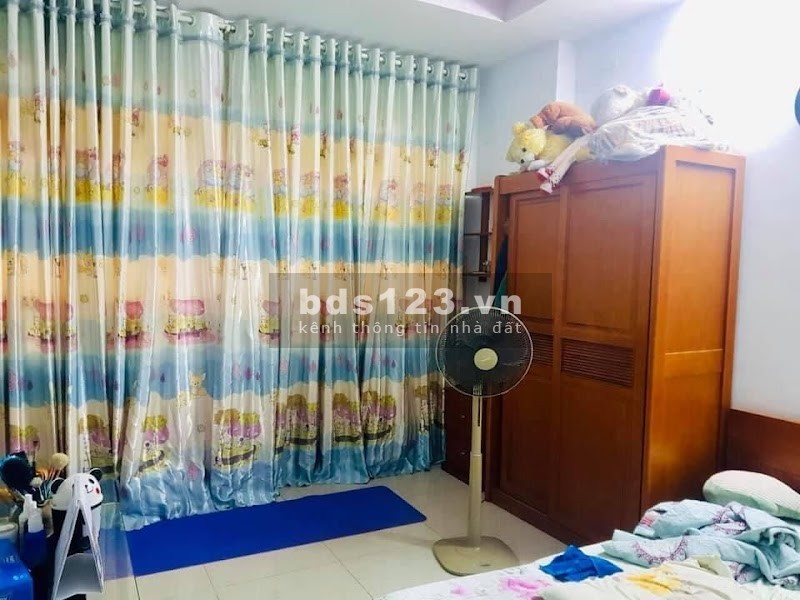 Bán nhà sát mặt tiền Hoàng Văn Thụ Phú Nhuận diện tích 51m2 giá rẻ chỉ 9.5 tỷ