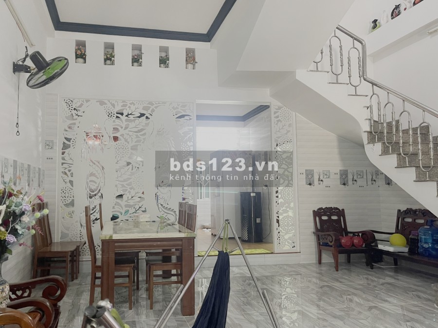 Bán Nhà Đường Tên Lửa, 70m2, 3 Lầu 5PN, Khu VIP Giá Rẻ Chỉ 6.95 Tỷ TL, 0971243100