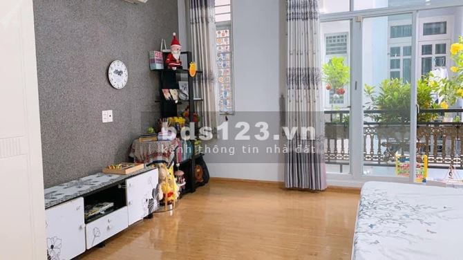Nhà Mặt Ngõ 125 Bùi Xương Trạch Diện tích 28 m2 5T 2.1 tỷ Chủ nhà cần bán gấp