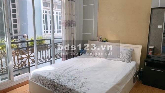 Nhà Mặt Ngõ 125 Bùi Xương Trạch Diện tích 28 m2 5T 2.1 tỷ Chủ nhà cần bán gấp