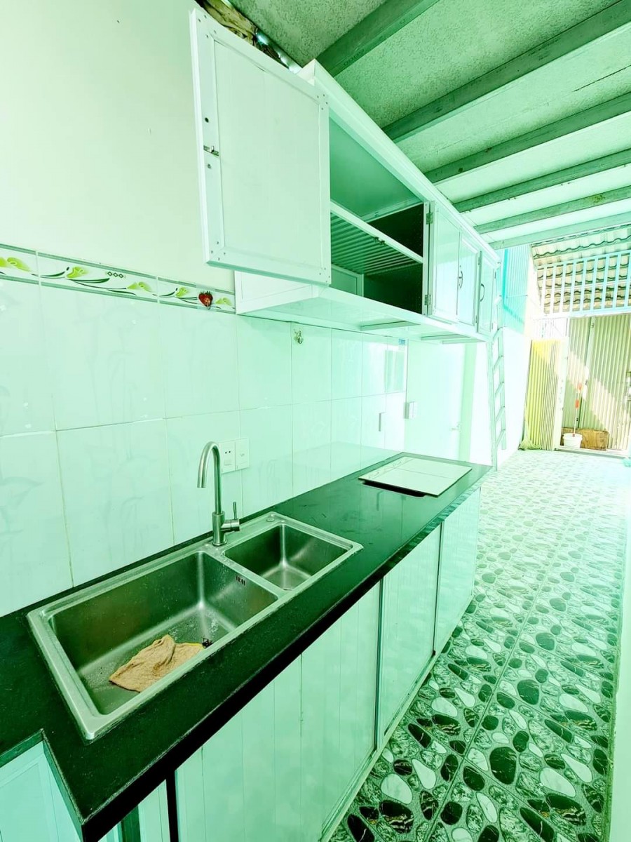 Bán nhà Quận 7 Gần Phú Mỹ Hưng Hẻm Xe Hơi 96m2 Ngang 8m Nở Hậu giá chỉ 5.2 Tỷ