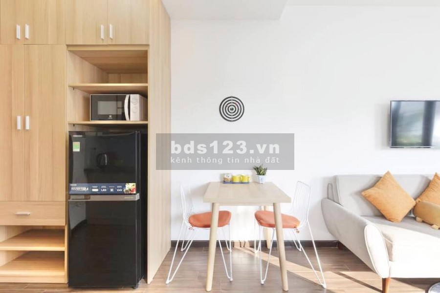 Gấp bán nhà Trần Hưng Đạo, HXH 9m, 7 tầng thang máy, Doanh Thu 110 triệu 1 tháng