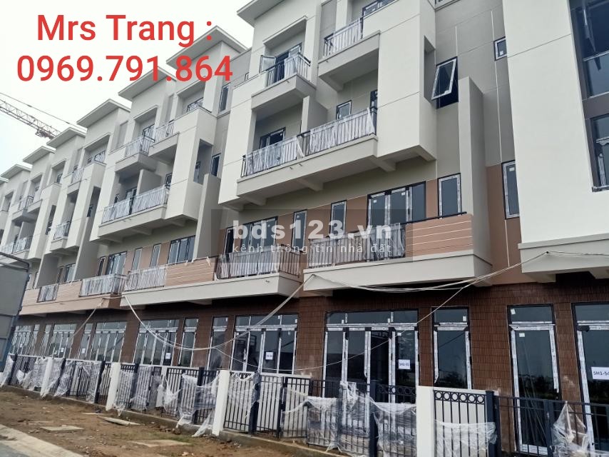 Căn Shophouse tuyệt đẹp kinh doanh nhà hàng khách sạn dịch vụ, vị trí đắc địa, sổ hồng lâu dài