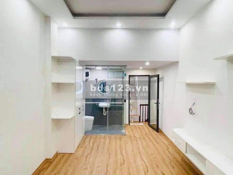 Bán nhà 6 tầng Khương Trung Thanh Xuân, lô góc thang máy xịn giá bán 6.8 tỷ, dt 42m2