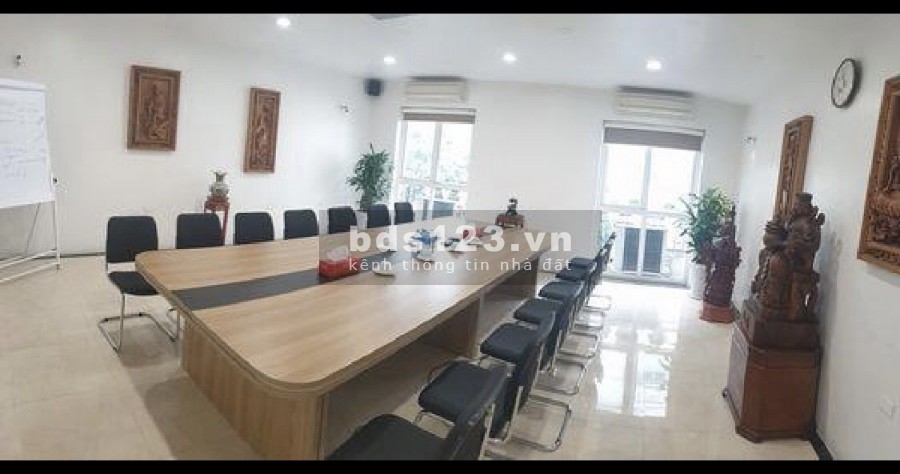 Bán nhà liền kề Mỹ Đình diện tích 150m2 đúc 4 tầng oto tránh KDVP giá chào 40 tỷ