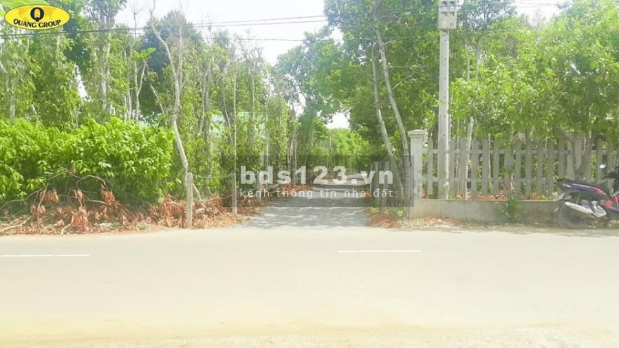 Mở bán 4 lô đất giá đầu tư quá tốt trong thời điểm, sổ sẵn, pháp lí đủ khu dân cư đông