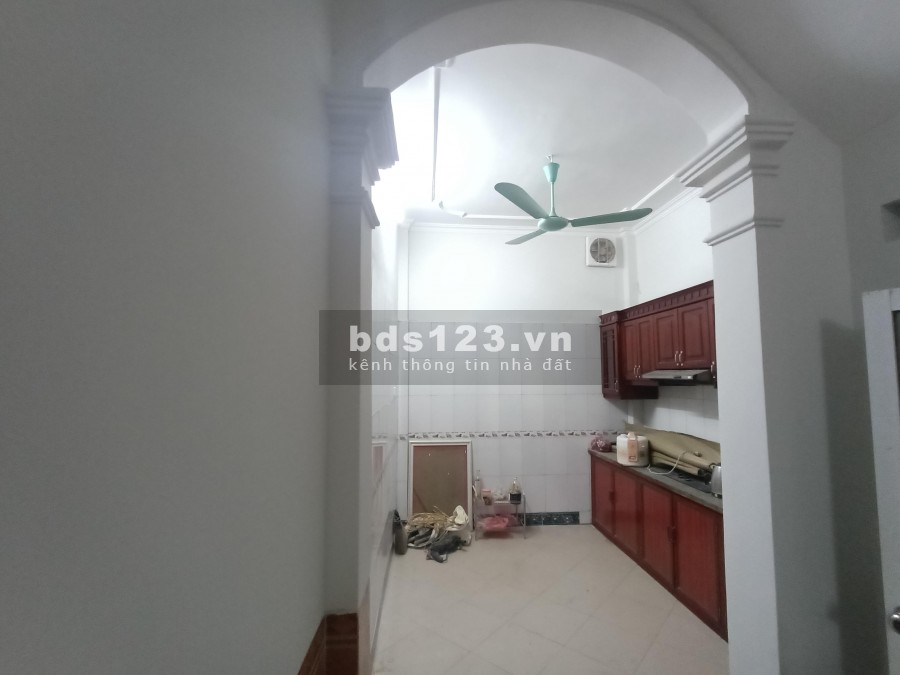 Hiếm cố nhà nguyên căn Võ Thị Sáu, view hồ ngõ rộng 40m2, giá nhỉnh 4 tỷ, sổ bàn giao ngay