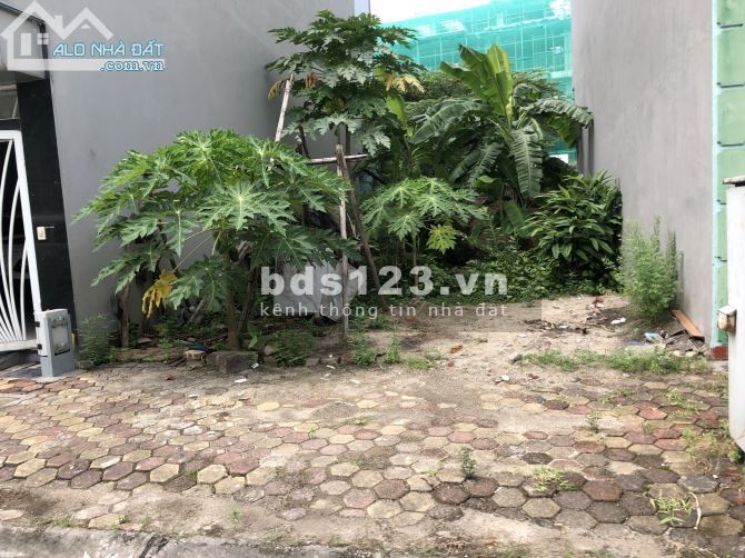 Cần bán gấp mảnh đất khu tập thể Z133, Thượng Thanh, Long Biên đt 55m2, mt 6m, giá 3.5 tỷ