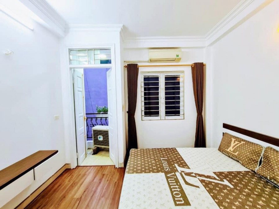 Bán nhà Bùi Xương Trạch diện tích 35m2, 5 tầng 5 PN ô tô đỗ cửa giá bán 3,7 tỷ