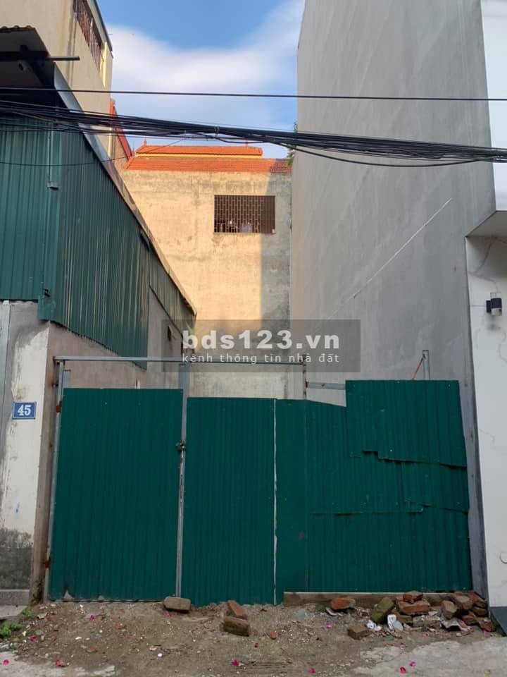 Bán Đất, Phố Trần Phú, Văn Quán, Ô Tô Qua Nhà Xây CCMN 80m2, mặt tiền 4m, 5.2 tỷ.