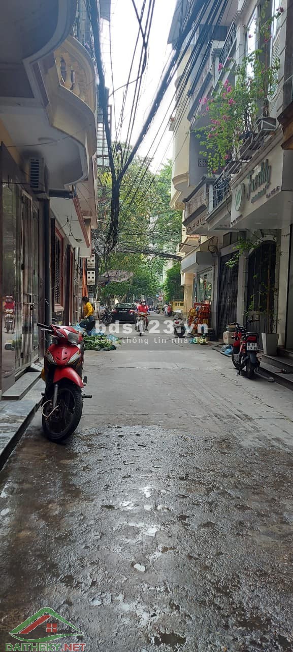 Bán nhà riêng phố Đặng Tiến Đông, Tây Sơn, Quận Đống Đa, 4 tầng, dt 37m2, giá 3.9 tỷ