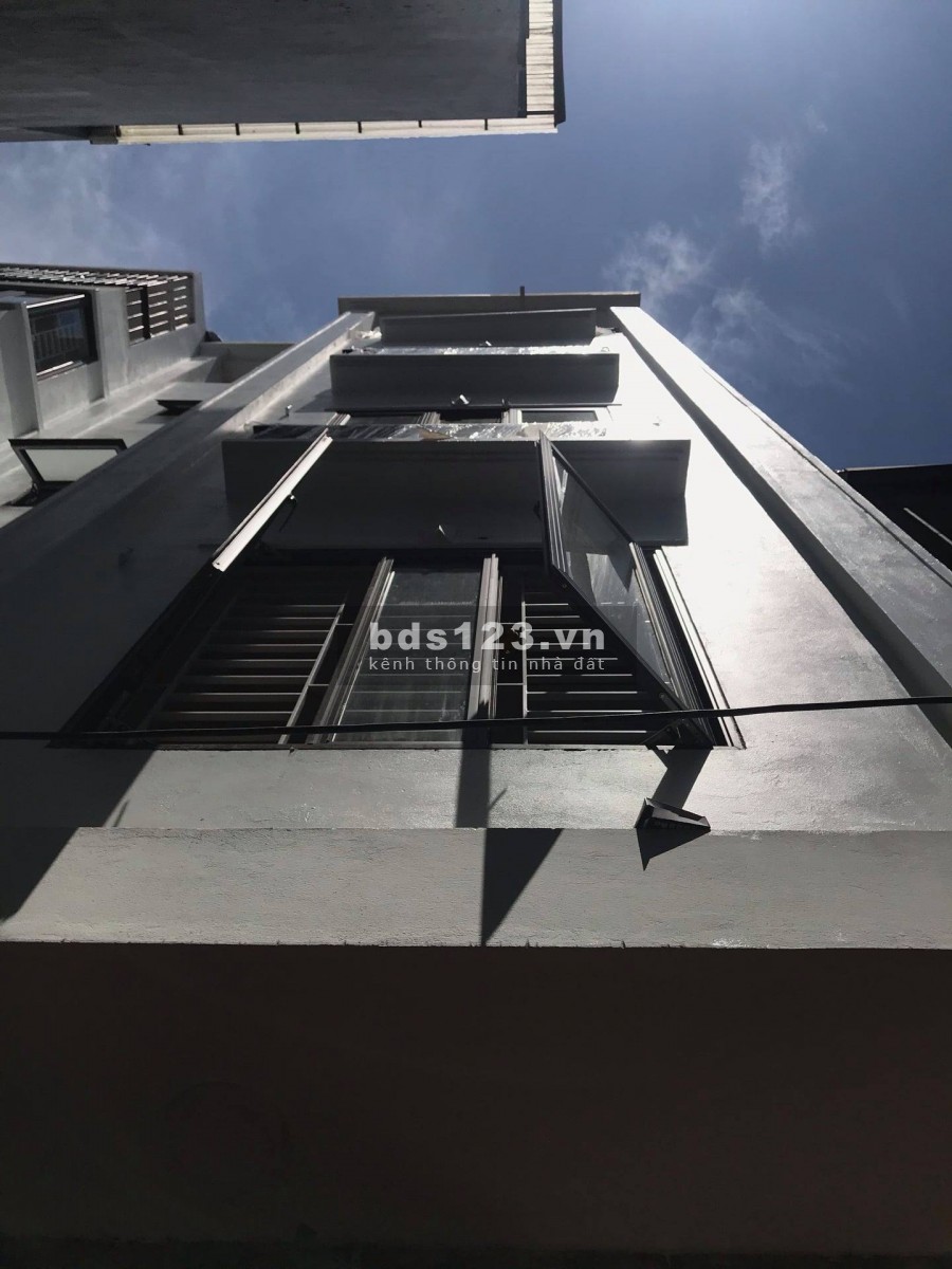 Lô Góc hai thoáng nhà xịn ở ngay Xuân La Quận Tây Hồ dt 35m2, 5 tầng, giá 3.6 tỷ. LH 0364101060