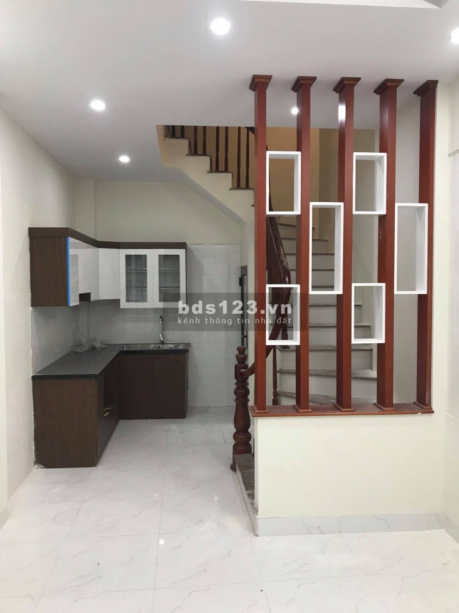 Lô Góc hai thoáng nhà xịn ở ngay Xuân La Quận Tây Hồ dt 35m2, 5 tầng, giá 3.6 tỷ. LH 0364101060