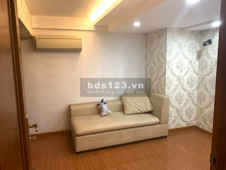 Bán gấp lô góc thông thoáng, kinh doanh dt 104,6m2, Trần Xuân Soạn, Quận 7, lh 0989149953