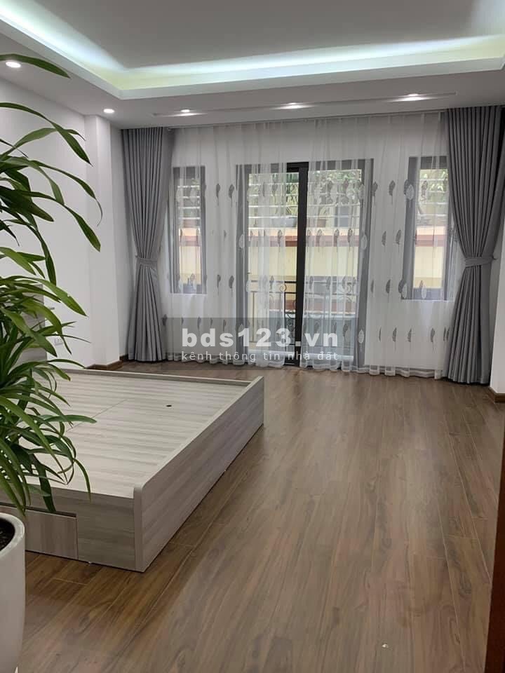 Nhà mới Xuân La, tiện ích ngập tràn, diện tích sử dụng 36m2, giá bán 4 tỷ, sổ sẵn sàng giao dịch