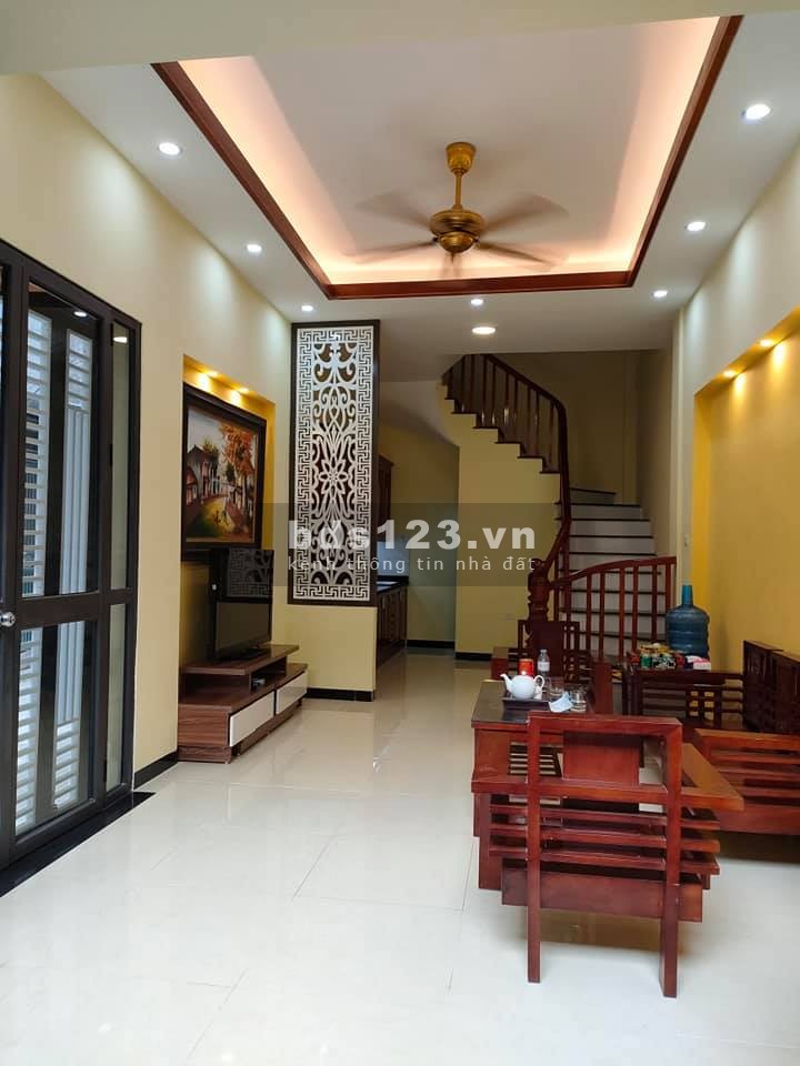 Bán nhà Nguyễn Thái Học trung tâm Quận Hà Đong, khu dân trí cao, an sinh đỉnh, dt 38m2