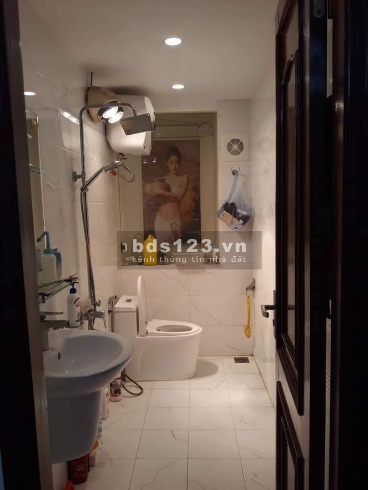 Bán nhà đẹp Thụy Khuê - Tây Hồ, Diện tích 30m2 x 5 tầng, Giá 2,7 Tỷ