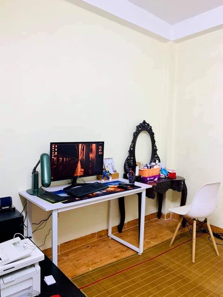 Bán nhà ngõ hẻm Xuân Thủy phân lô kinh doanh ở ngay, đt 30m2, 5 tầng, giá bán 5.8 tỷ