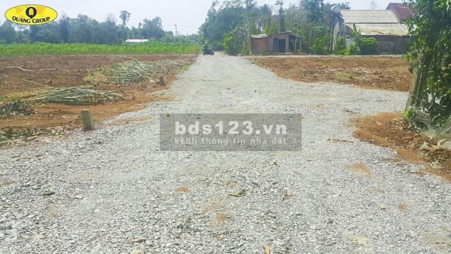 Mở bán 4 lô đất giá đầu tư quá tốt trong thời điểm, sổ sẵn, pháp lí đủ khu dân cư đông