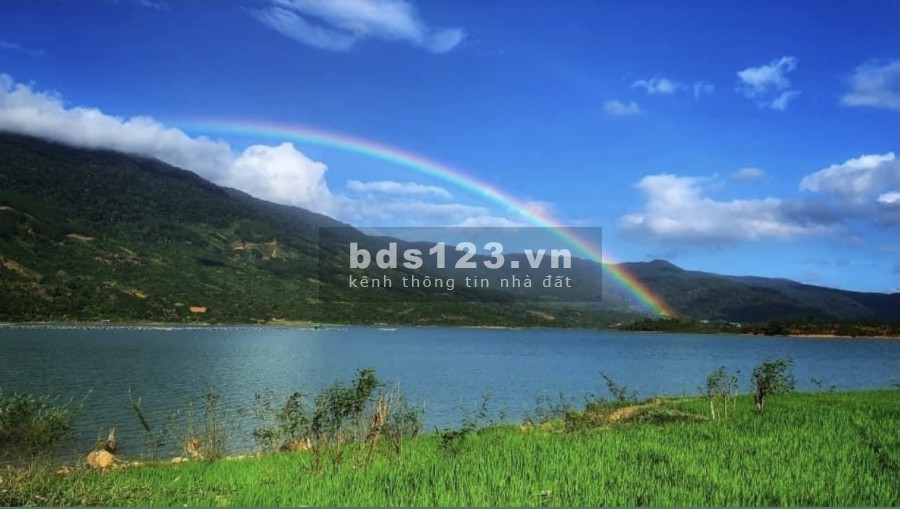 Đất ở đô thị trung tâm ven hồ Tây, sổ săn đường 24m, vị trí trung tâm gia chỉ 9 triệu/m2