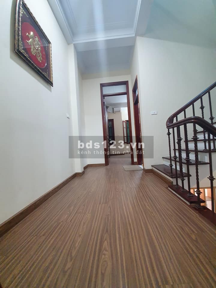 Bán nhà riêng phố Khương Trung, nhà đẹp ở luôn 60m, MT5m, giá 4.8 tỷ có thương lượng LH: 0981887626