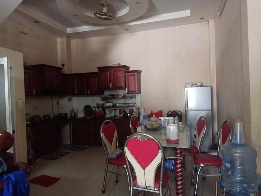 Bán Nhà Đường Tôn Đản, phường 15, mặt tiền kinh doanh, diện tích sử dụng 75m2, 3 tầng