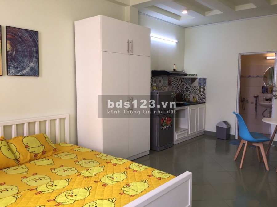 Có căn nhà đường Lê Văn Sỹ, Quận 3, 5 tầng, Xe hơi đậu cửa, cho thuê 30 triệu/tháng