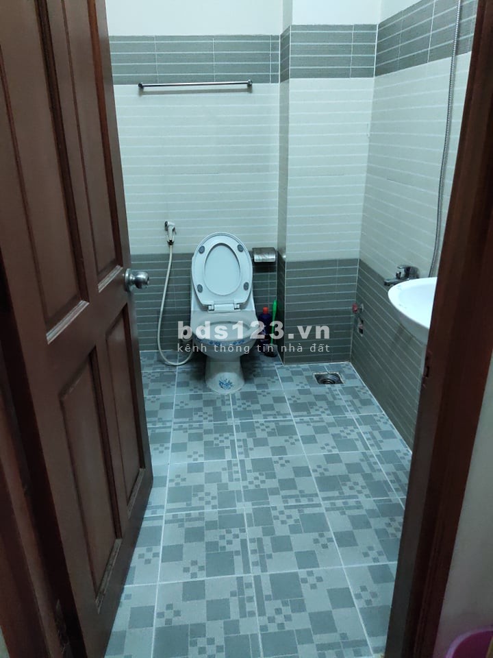 Bán nhà hẻm xe hơi Bùi Văn Ngữ, phường Hiệp Thành, Quận 12, dt 4x24, 3 lầu chỉ 5.6 tỷ