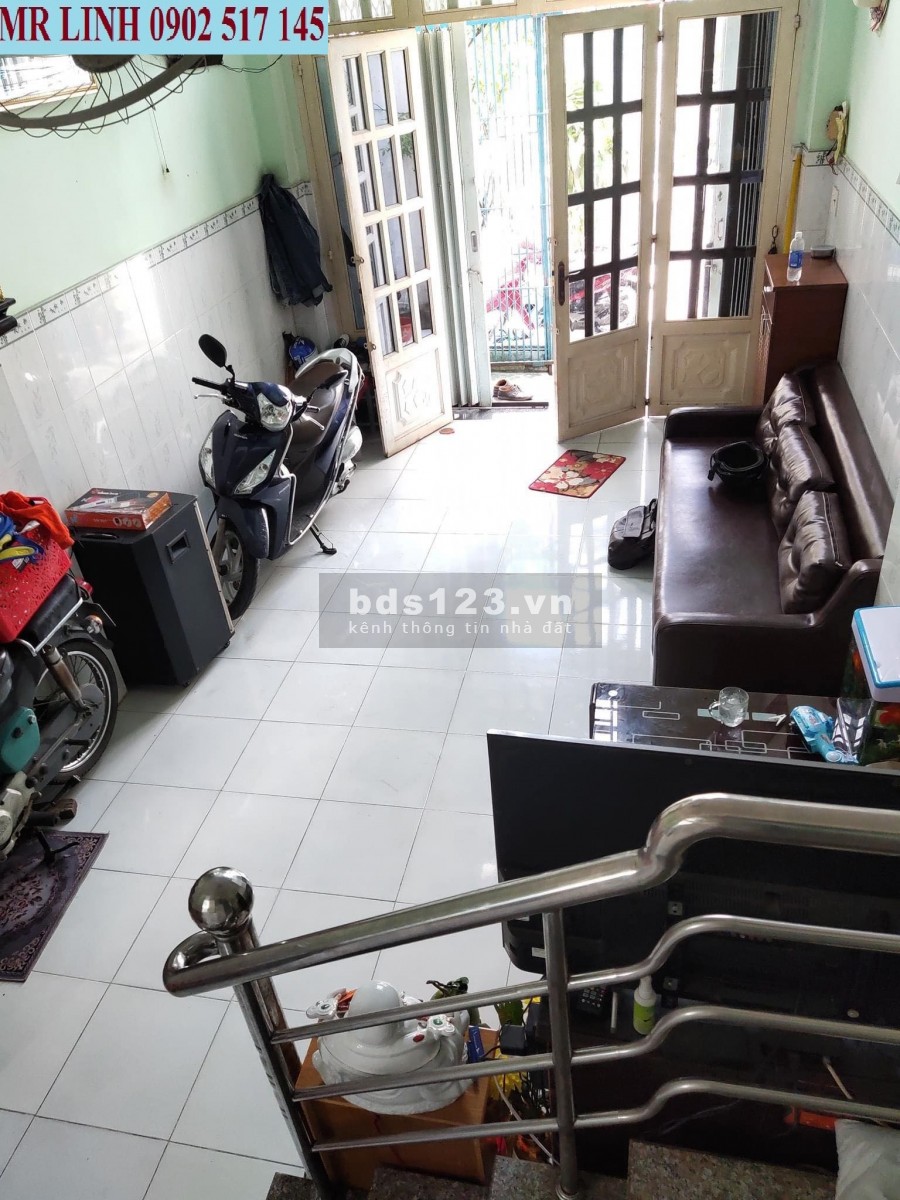 Bán nhà riêng HXH Phú Thọ Hòa, quận Tân Phú, 35m2, 3 tầng, 3PN giá ưu đãi.