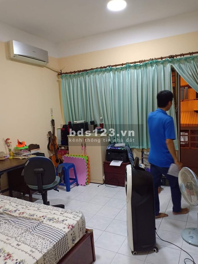 Bán nhà 5 tầng hiếm xe hơi đỗ sân Nguyễn Kiệm diện tích sử dụng 60m2 giá rẻ chỉ 9.4 tỷ