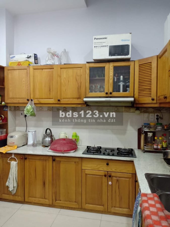 Bán nhà 5 tầng hiếm xe hơi đỗ sân Nguyễn Kiệm diện tích sử dụng 60m2 giá rẻ chỉ 9.4 tỷ
