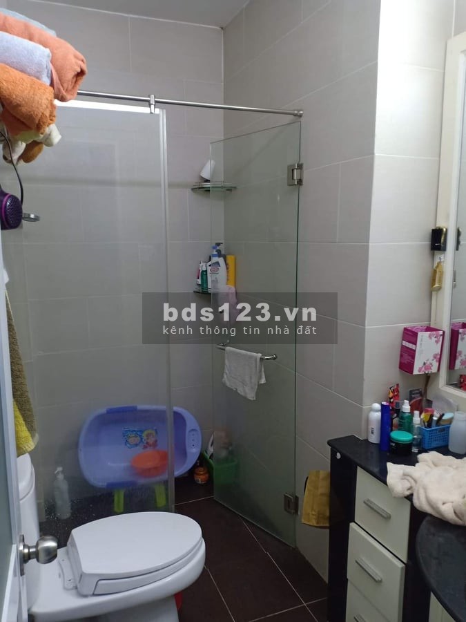 Bán nhà 5 tầng hiếm xe hơi đỗ sân Nguyễn Kiệm diện tích sử dụng 60m2 giá rẻ chỉ 9.4 tỷ
