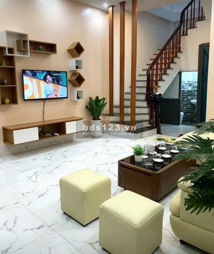 Lô góc 3 thoáng phố Nguyễn Khang, diện tích sử dụng 50m2, 4 tầng, giá bán nhỉnh 3 tỷ