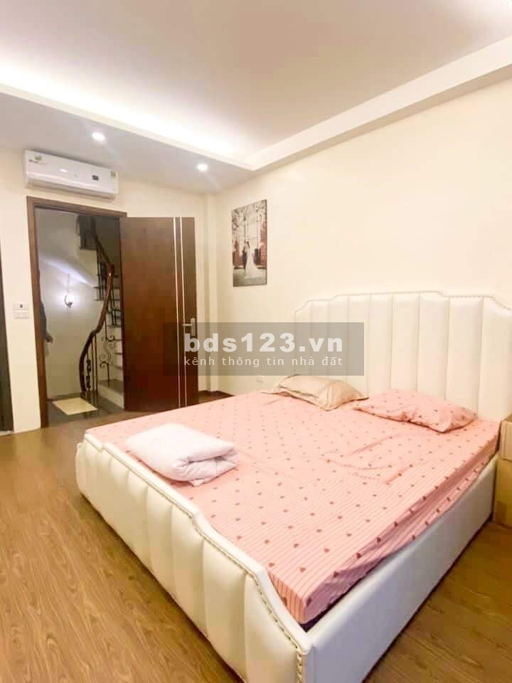 Bán nhà Trần Phú Hà Đông, diện tích sử dụng 35m2 đúc kiên cố bao rộng 5 tầng, khu dân cư