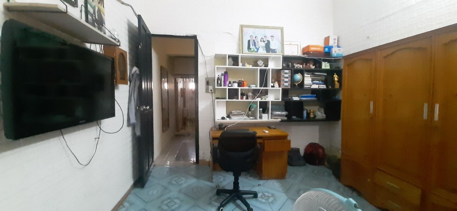 Bán nhà Trương Định, Hoàng Mai, 66m2, MT 4.2m, ô tô, giá chỉ 3.7 tỷ. LH 0966456918.