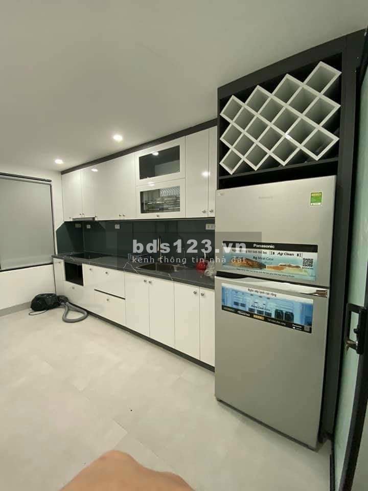 Bán nhà mặt ngõ kinh doanh nhà mới xây diện tích 30m2, 5 tầng đúc, phố Hà Trì, giá 3.1 tỷ