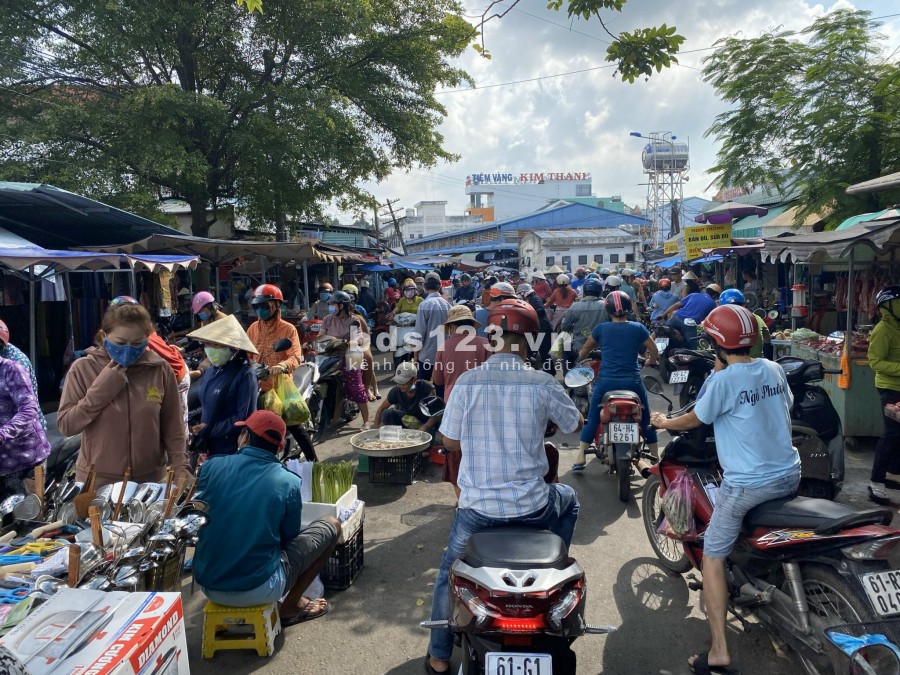 Bán nhà mặt tiền Đại Lộ Bình Dương Phú Mỹ, liên hệ chính chủ 0334544104, giá 2.35 tỷ