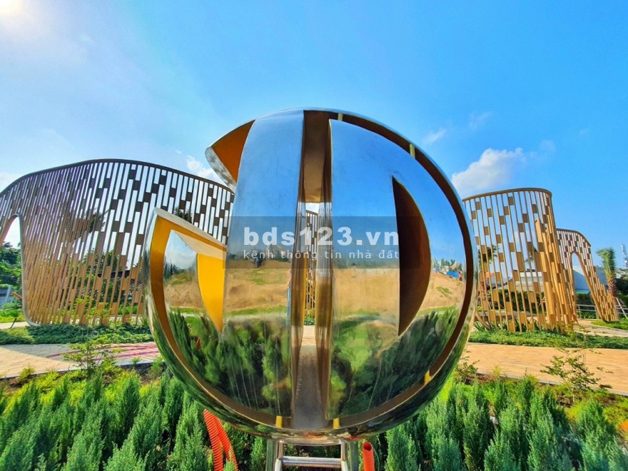 20 nền nội bộ giá bán 1,5 tỷ giảm 15% diện tích 100m2 sổ hồng riêng trung tâm Cần Đước
