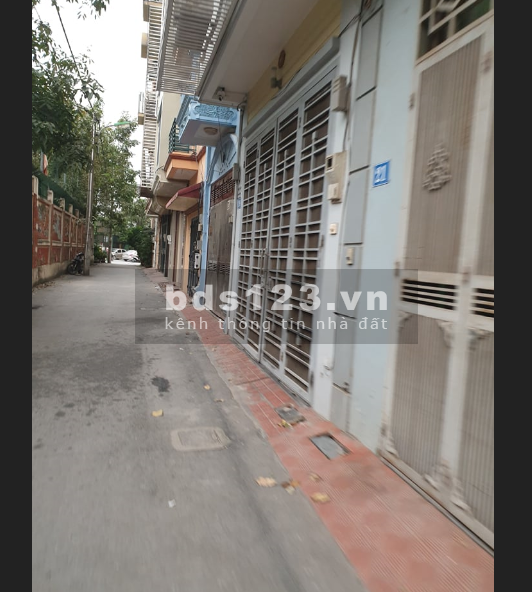 Nhà nguyên căn siêu đẹp dân trí cao ô tô cách 10m, thuận tiện đi các ngã đúc 3 tầng, lhcc