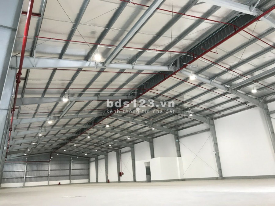 Cho thuê nhà xưởng diện tích sử dụng 2250m2, Đức Hòa Hạ, Đức Hòa, Long An