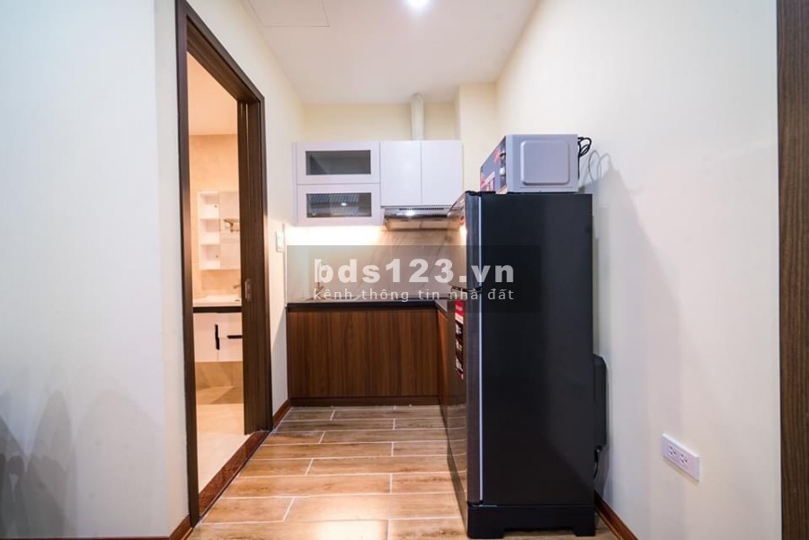 Cho thuê căn hộ cao cấp cực rẻ full đồ ngay gần Công viên Cầu Giấy chỉ 7.000.000đ/tháng