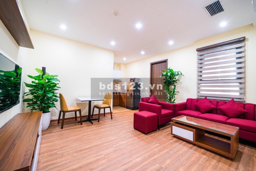 Cho thuê căn hộ cao cấp cực rẻ full đồ ngay gần Công viên Cầu Giấy chỉ 7.000.000đ/tháng