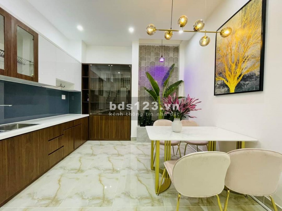 Bán nhà Lô góc 4 tầng Hoàng Dư Khương P12 Quận 10, HXH thông Cao Thắng, chỉ 4 tỷ 6