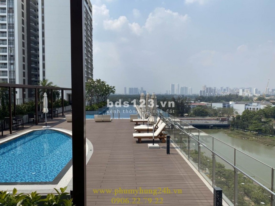 Cho Thuê Căn Hộ Midtown M6 3 Phòng Ngủ View Sông Giá Thuê 1700$ LH 0906227922