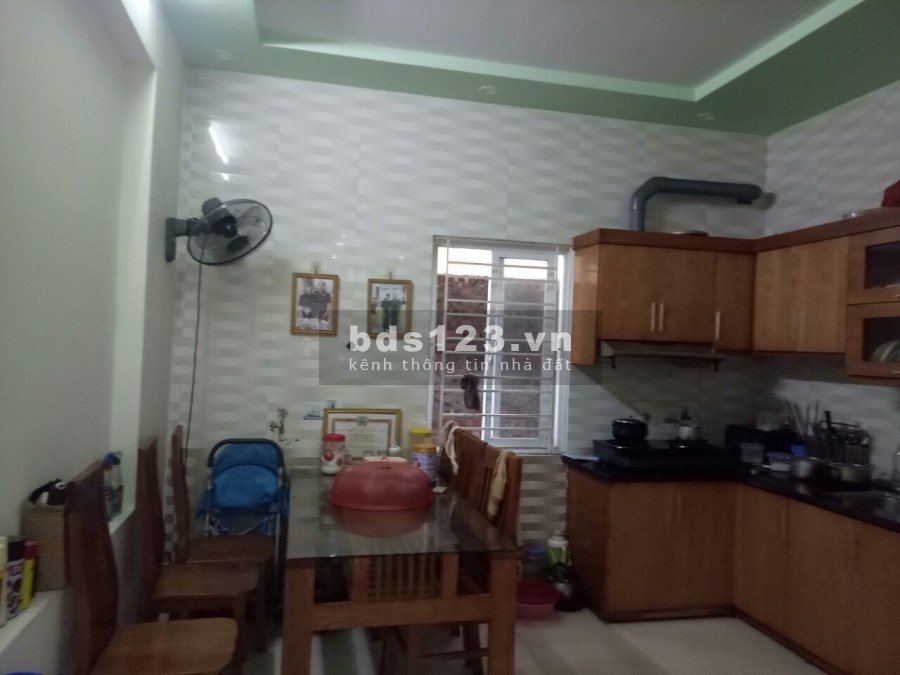 Bán nhà trong ngõ Đằng Hải, Hải An Hải Phòng ô tô đỗ cửa nhà, dt 40m2 Hướng Đông Bắc