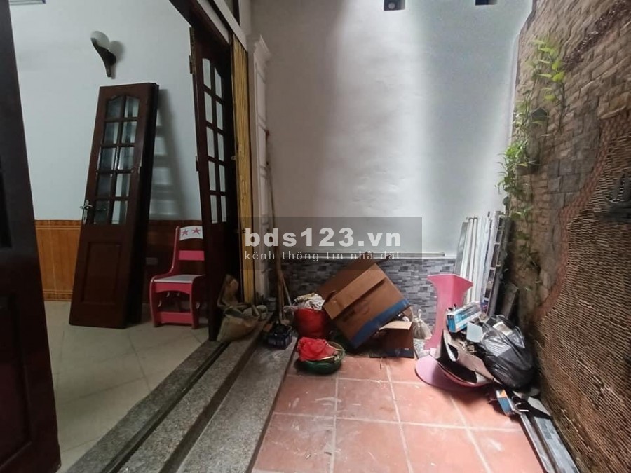 Hiếm cố nhà nguyên căn Võ Thị Sáu, view hồ ngõ rộng 40m2, giá nhỉnh 4 tỷ, sổ bàn giao ngay