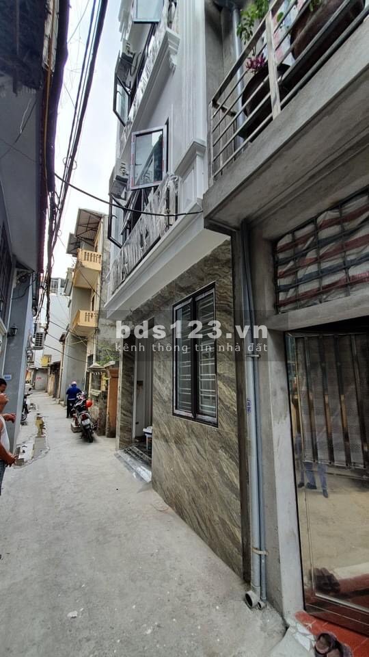 Lô góc - Ô Tô đỗ cách nhà vài mét, khu dân cư văn minh, trẻ trung DT 30m2, MT 3.6m